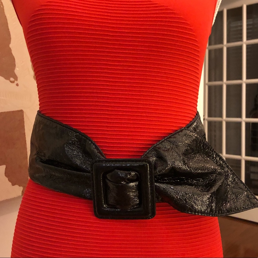 Super slimming black belt!